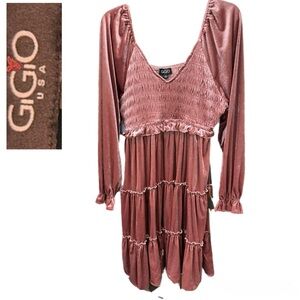GiGio USA Blush Velvet Tiered Long Sleeve Dress Size 12